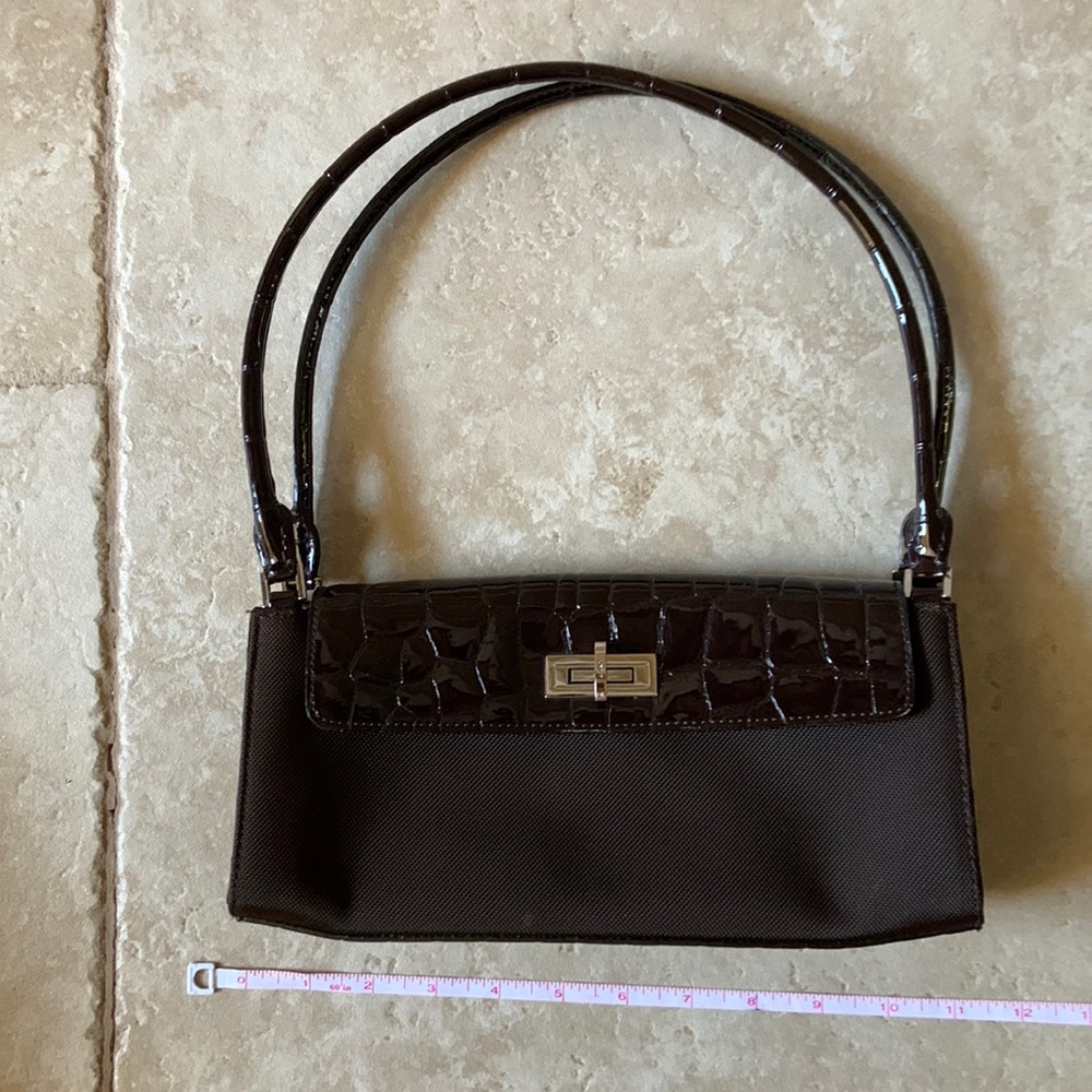 DKNY canvas with patent handles and accents